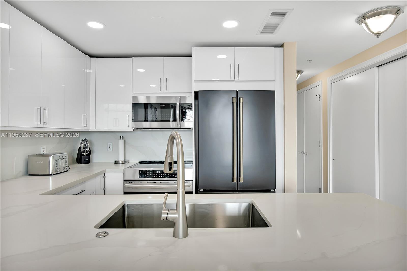 3350 SW 27th Ave #1607, Coconut Grove FL 33133