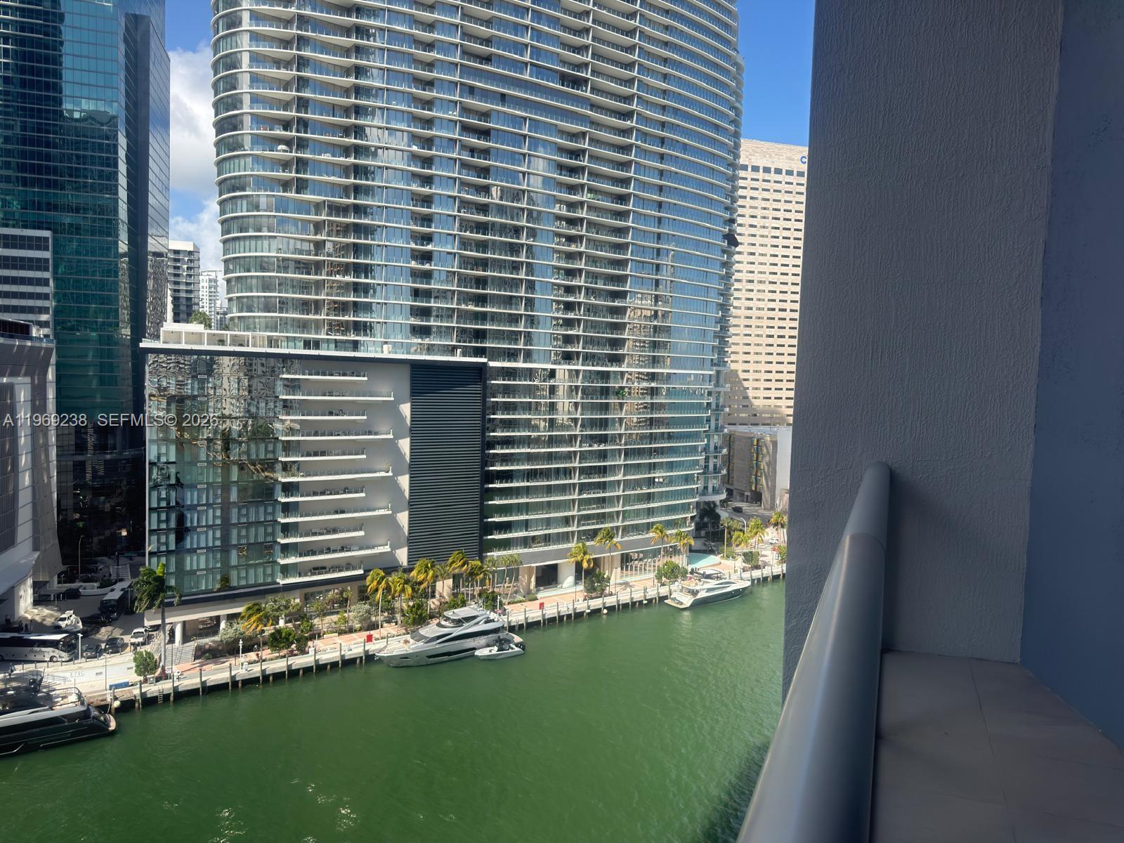465 Brickell #1504, Miami FL 33131