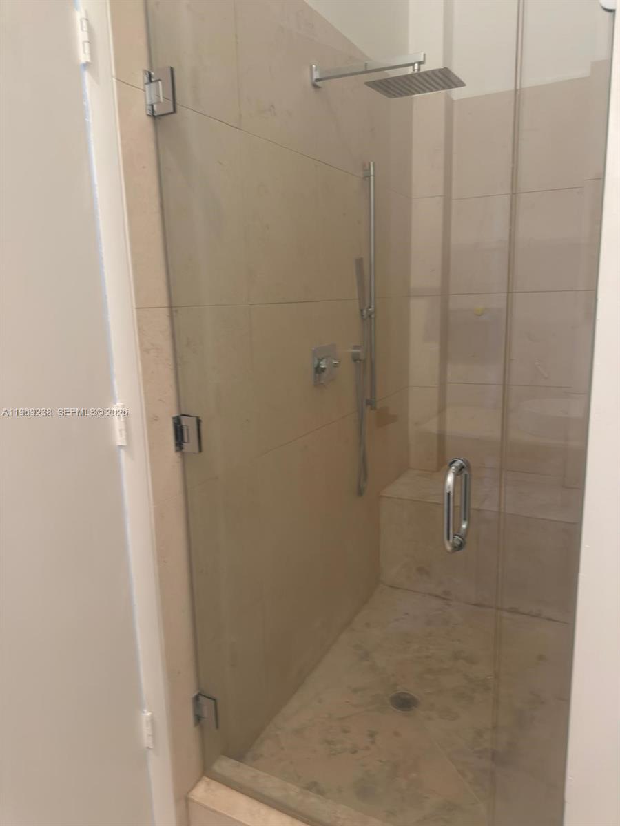465 Brickell #1504, Miami FL 33131