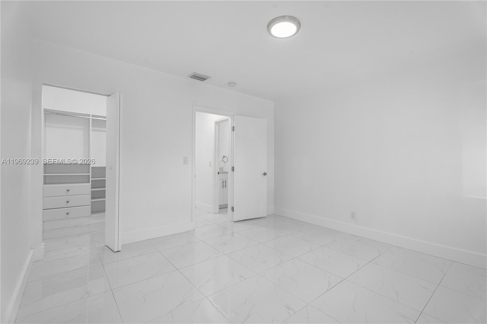 705 83rd St #5, Miami Beach FL 33141