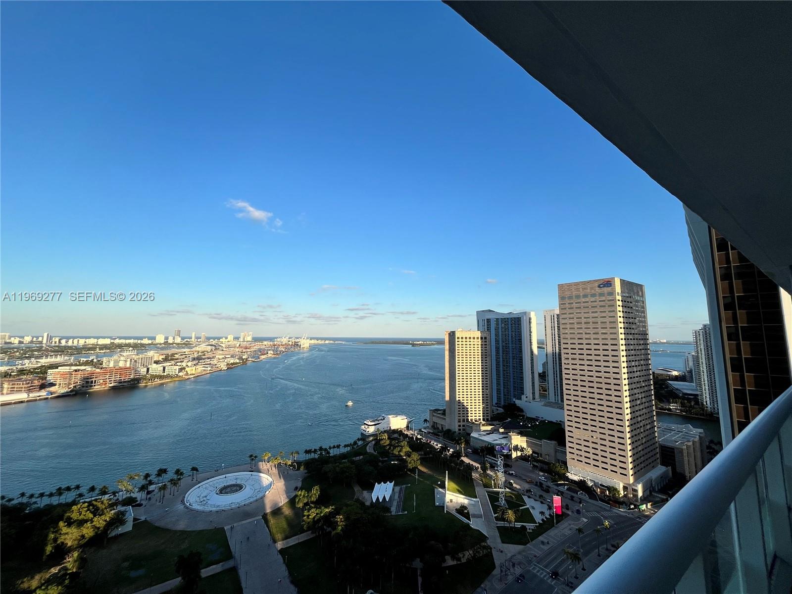 50 Biscayne Blvd #3508, Miami FL 33132
