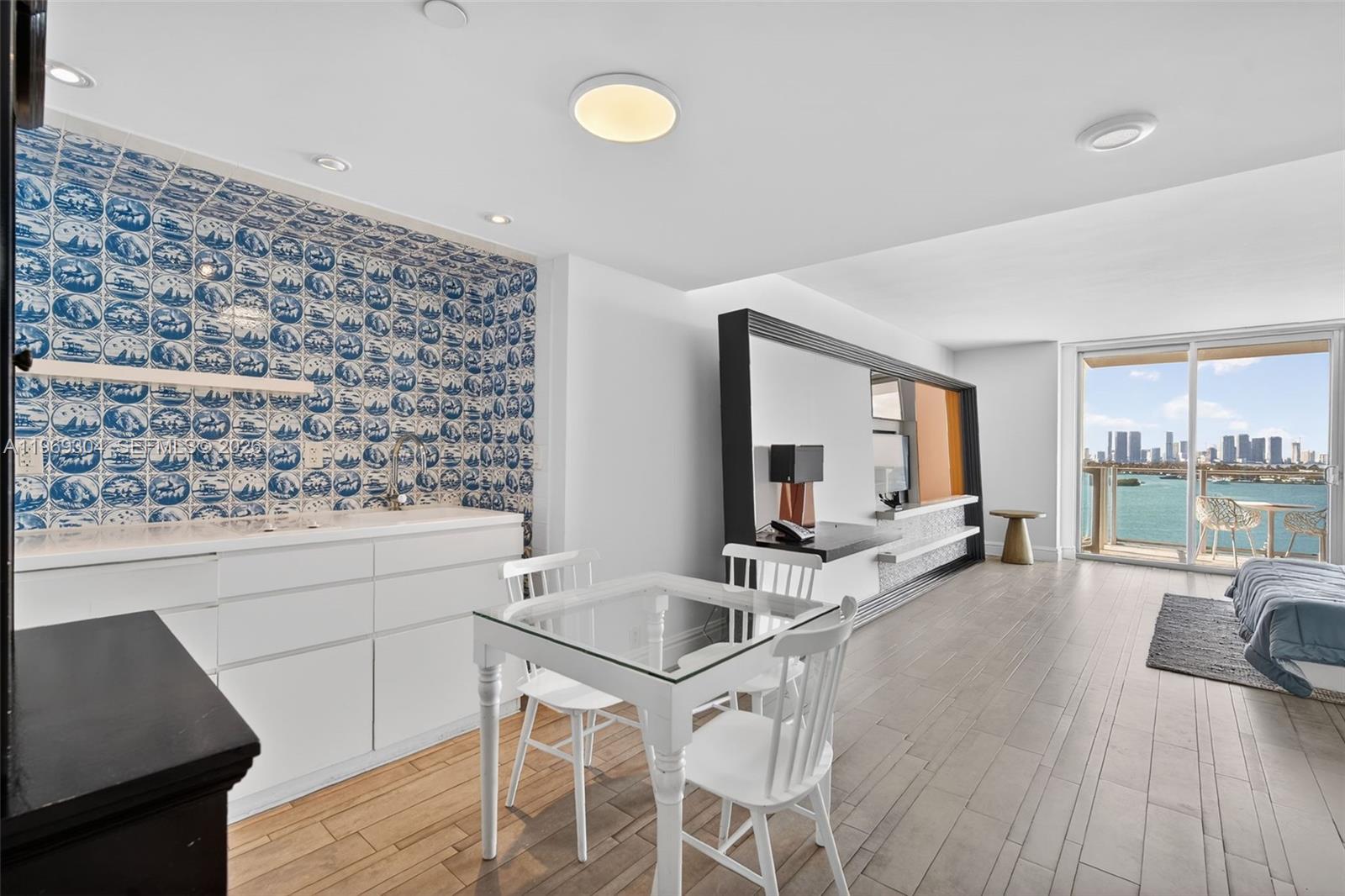 1100 West Ave #1522, Miami Beach FL 33139