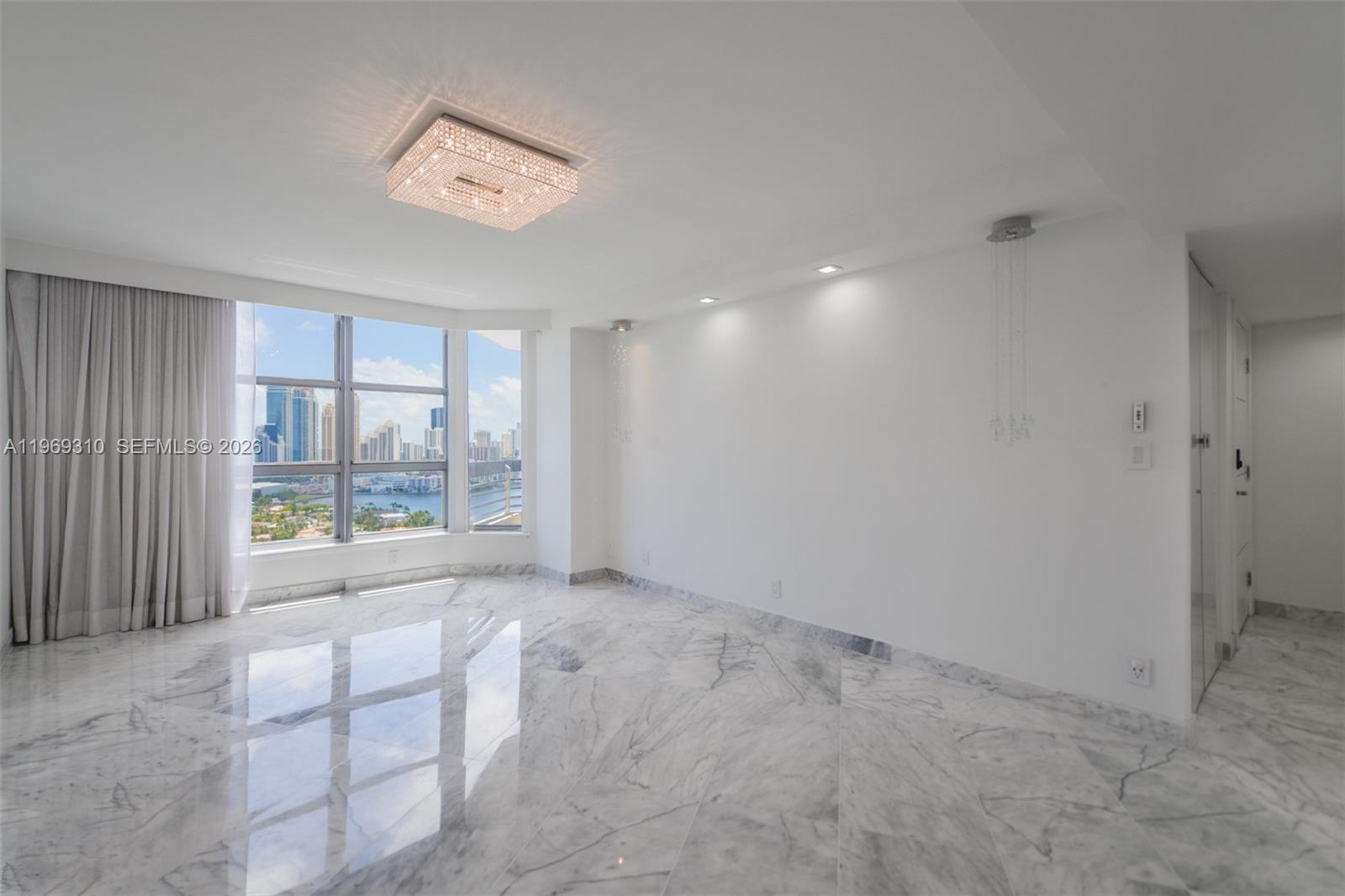 19195 NE 36th Ct #2707, Aventura FL 33180