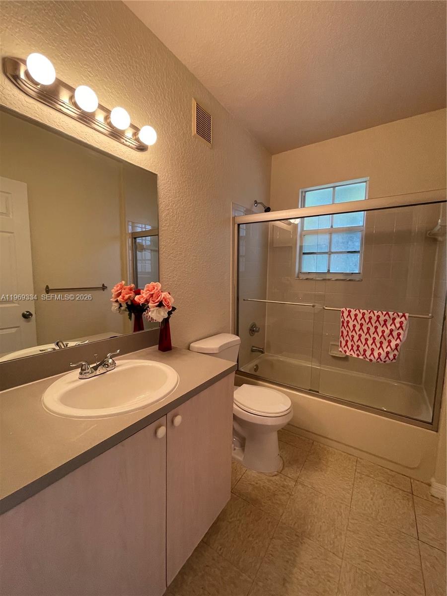 2305 Belmont Ln #2305, North Lauderdale FL 33068
