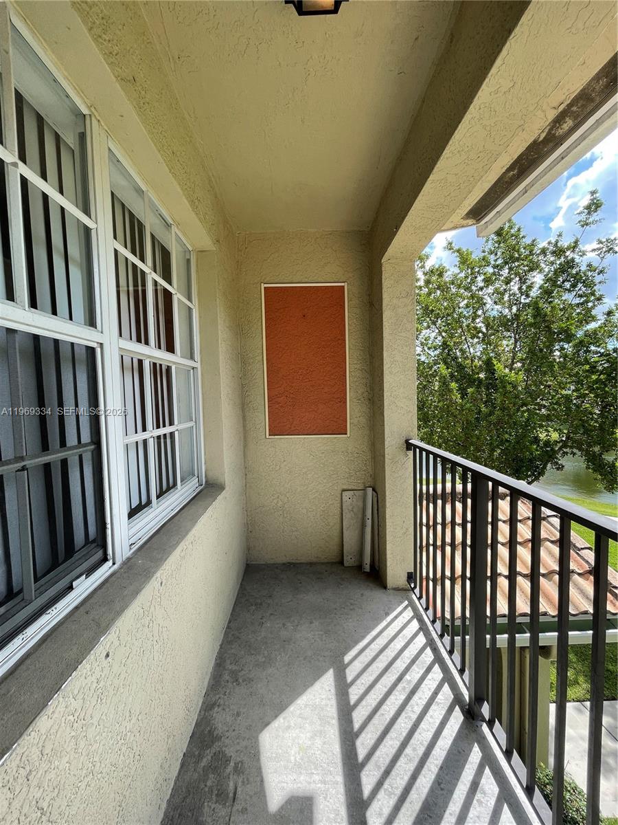 2305 Belmont Ln #2305, North Lauderdale FL 33068