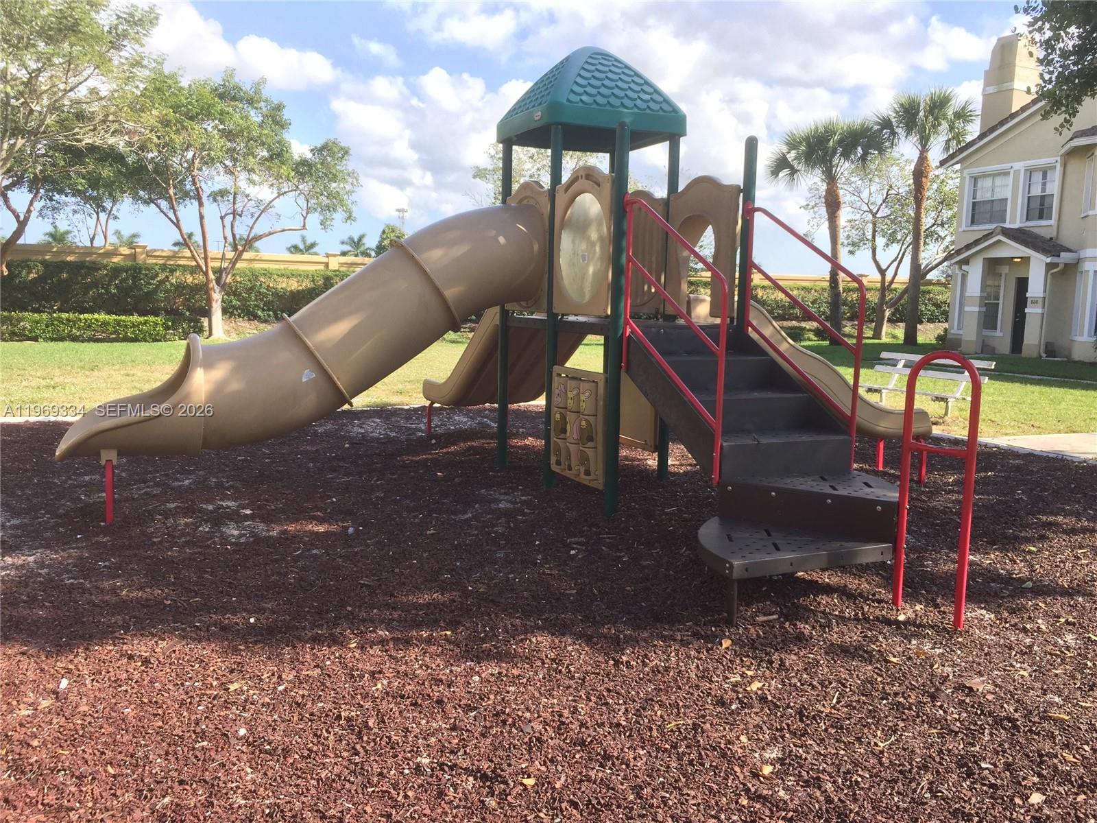 2305 Belmont Ln #2305, North Lauderdale FL 33068