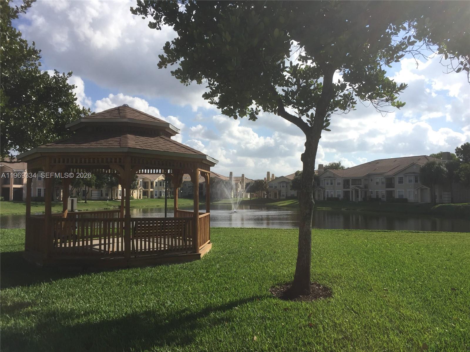 2305 Belmont Ln #2305, North Lauderdale FL 33068