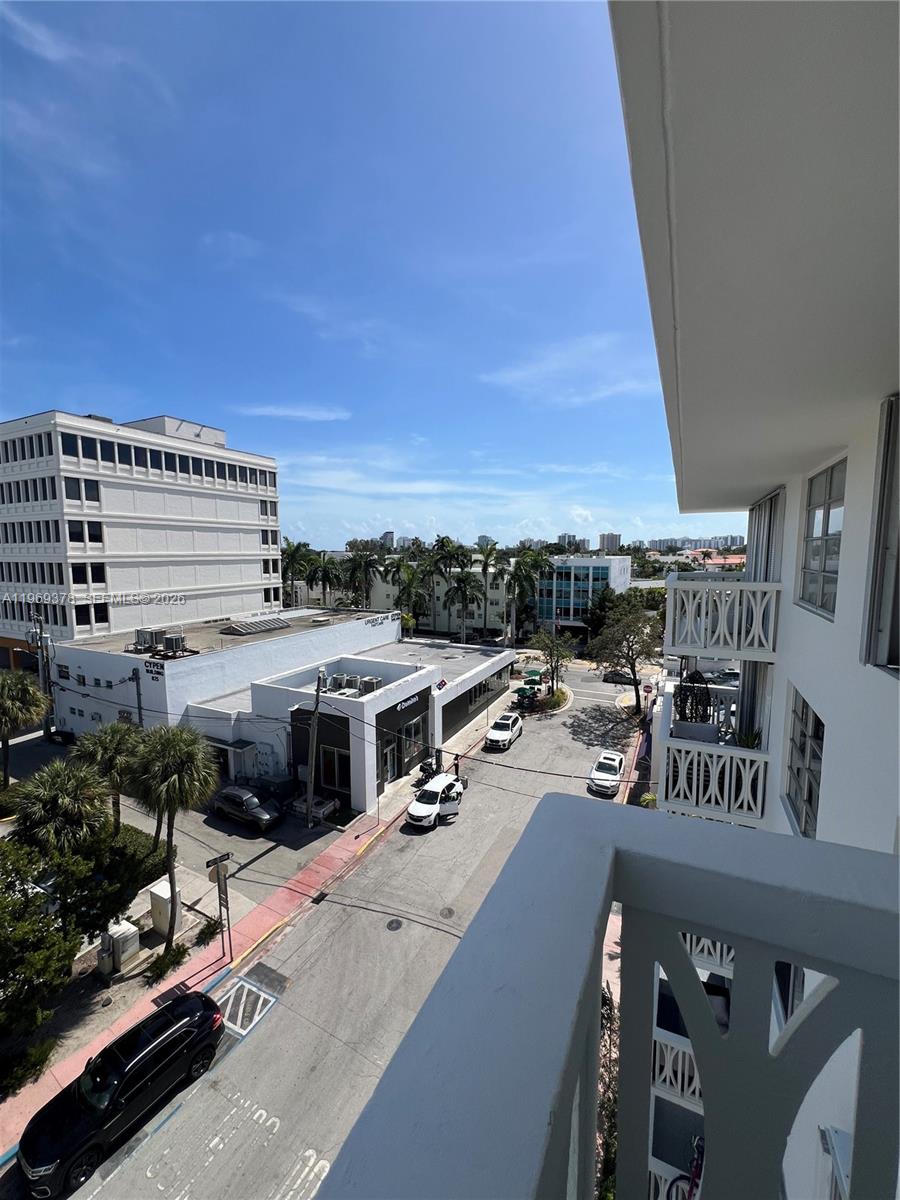 4142 N Jefferson Ave #6B, Miami Beach FL 33140