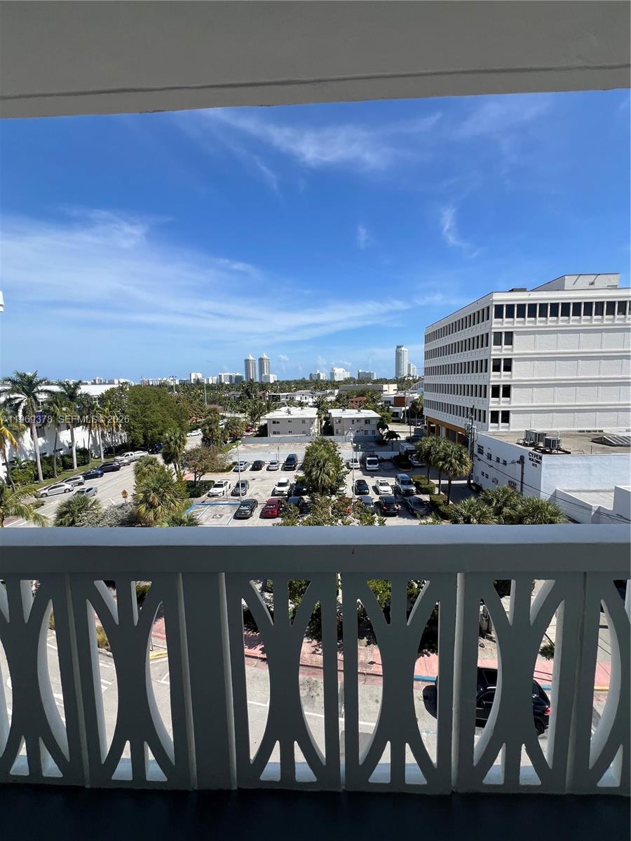 4142 N Jefferson Ave #6B, Miami Beach FL 33140