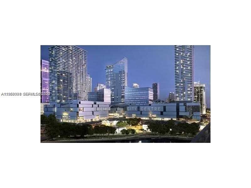 68 SE 6th St #2807, Miami FL 33131