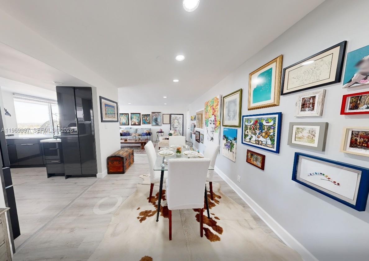 137 Golden Isles Dr #1609, Hallandale Beach FL 33009