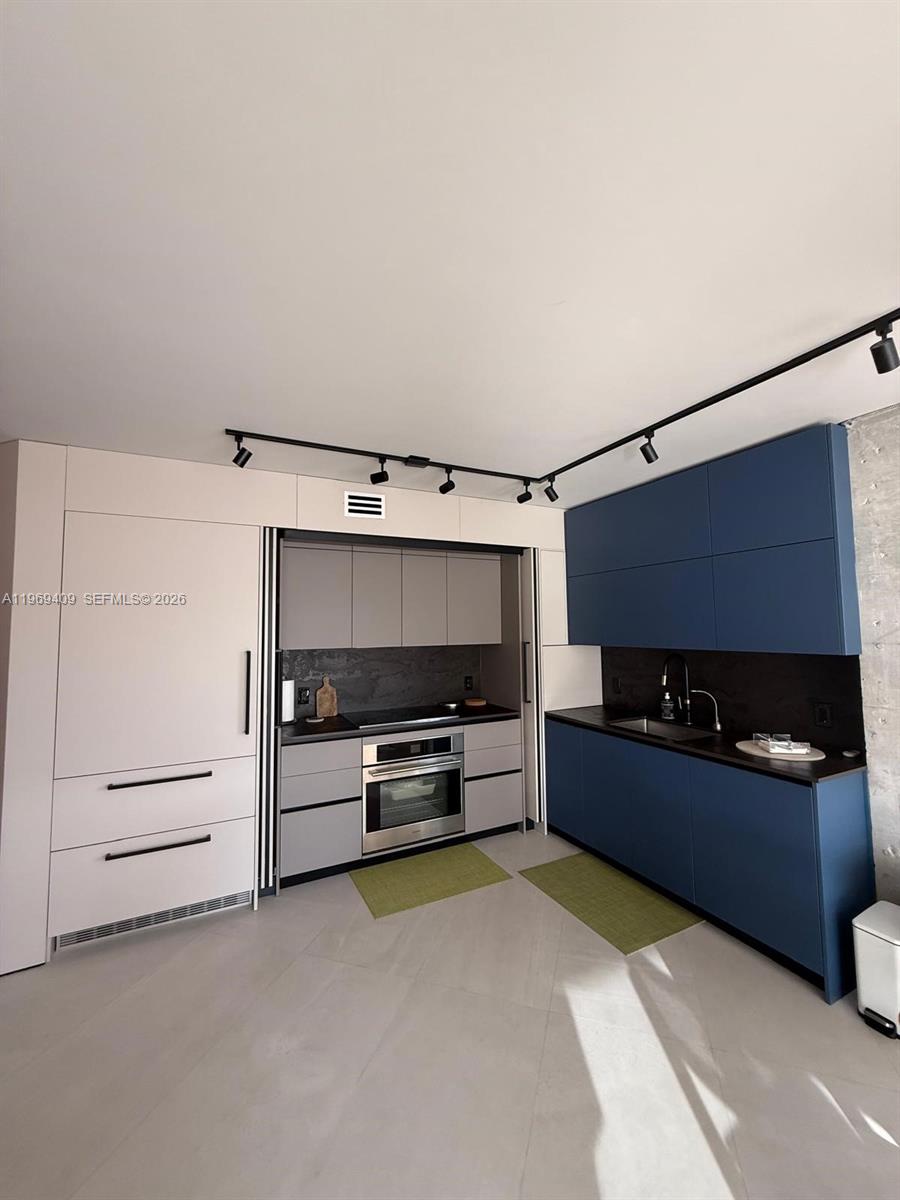 4250 Biscayne Blvd #702, Miami FL 33137