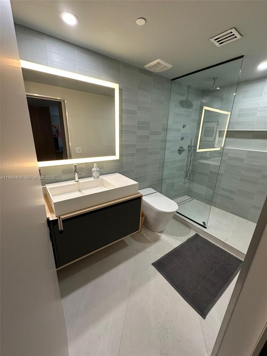 4250 Biscayne Blvd #702, Miami FL 33137