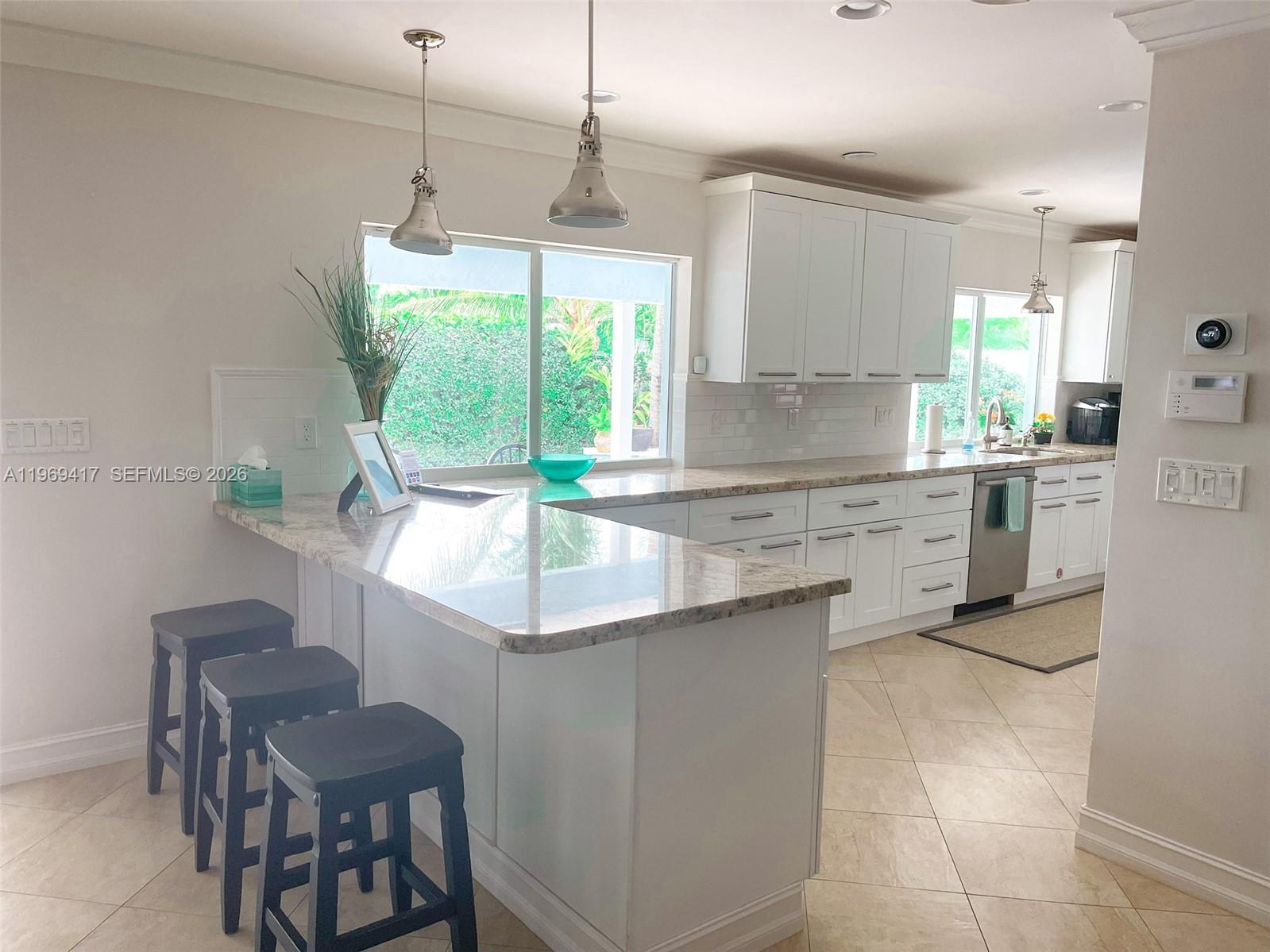 2932 NE 36th St, Lighthouse Point FL 33064