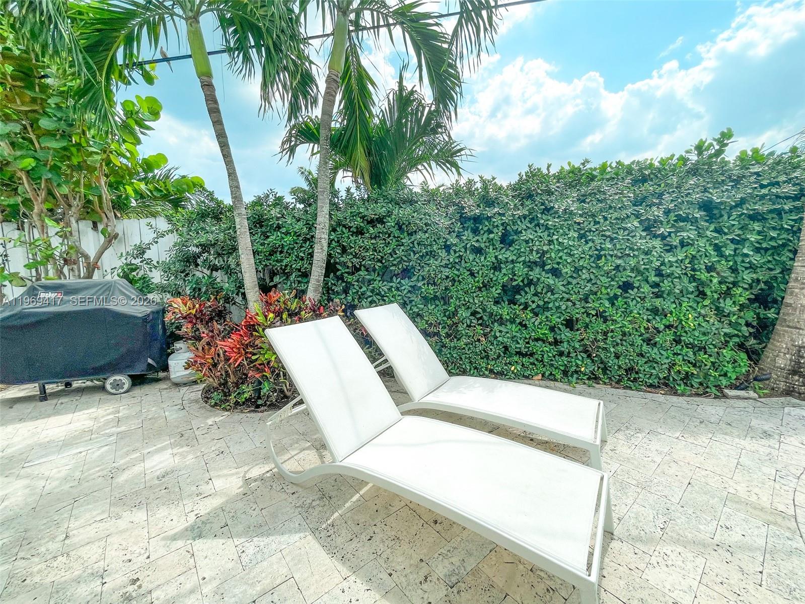 2932 NE 36th St, Lighthouse Point FL 33064