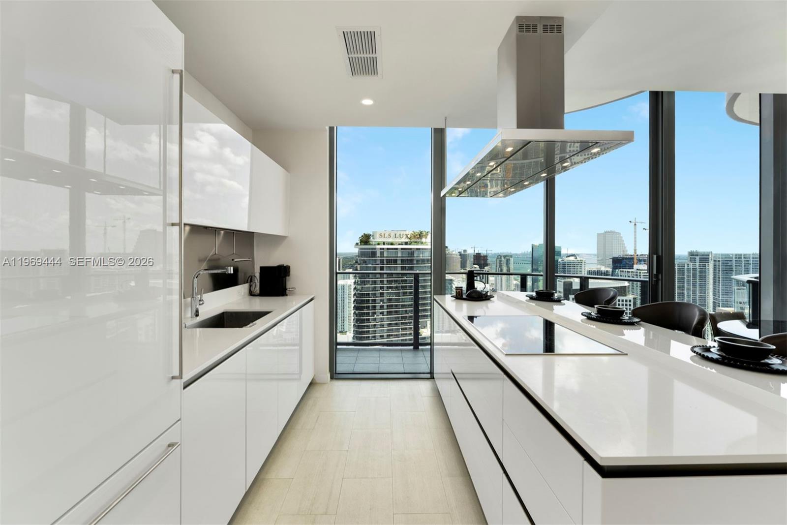 1000 Brickell Plz #PH6108, Miami FL 33131