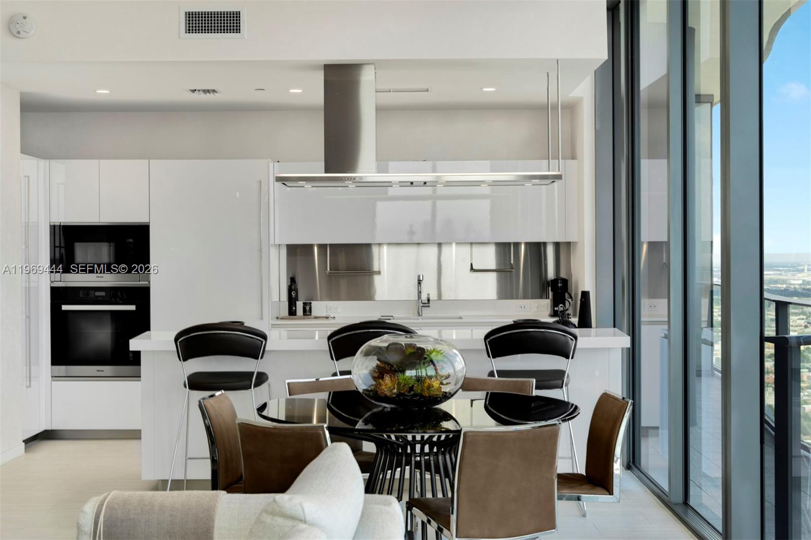 1000 Brickell Plz #PH6108, Miami FL 33131