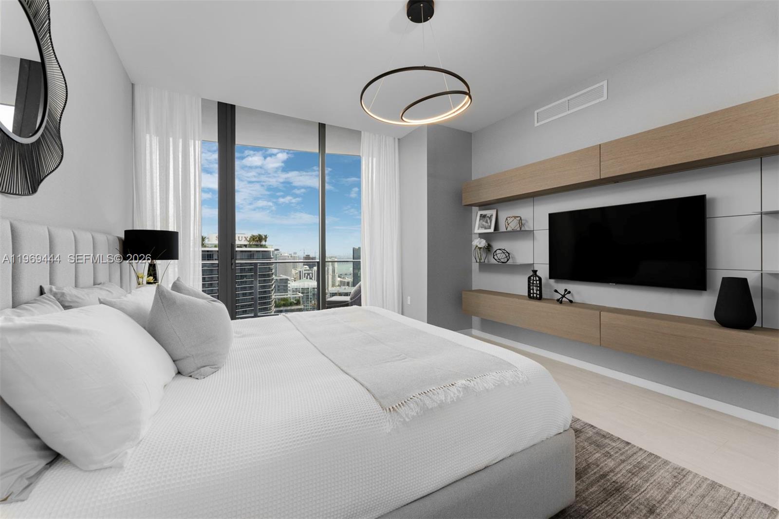 1000 Brickell Plz #PH6108, Miami FL 33131