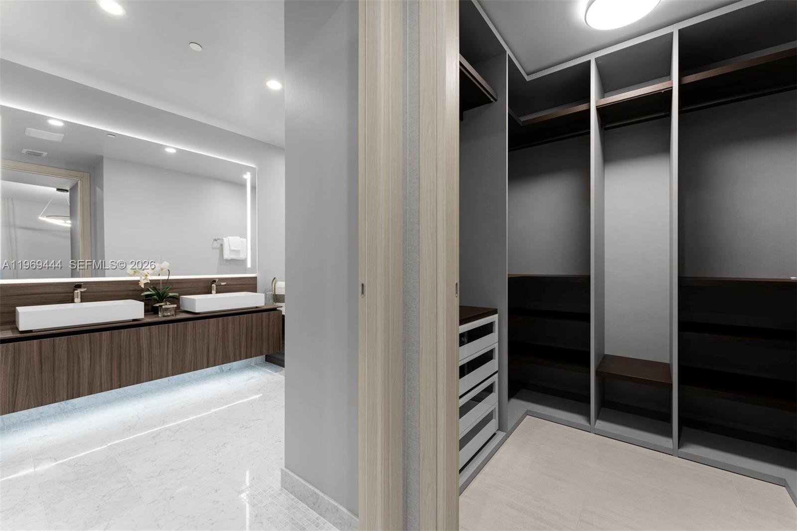 1000 Brickell Plz #PH6108, Miami FL 33131