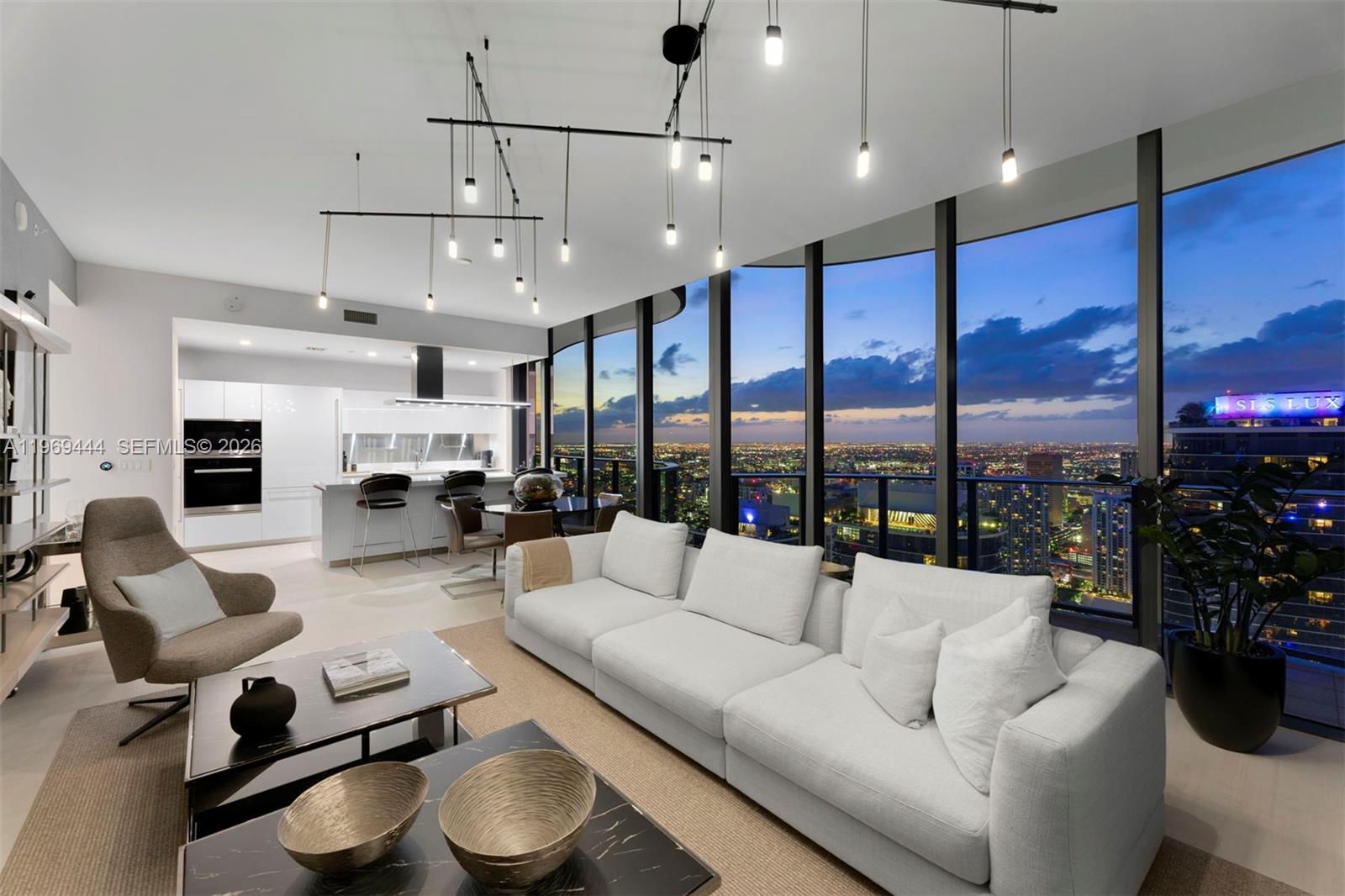 1000 Brickell Plz #PH6108, Miami FL 33131