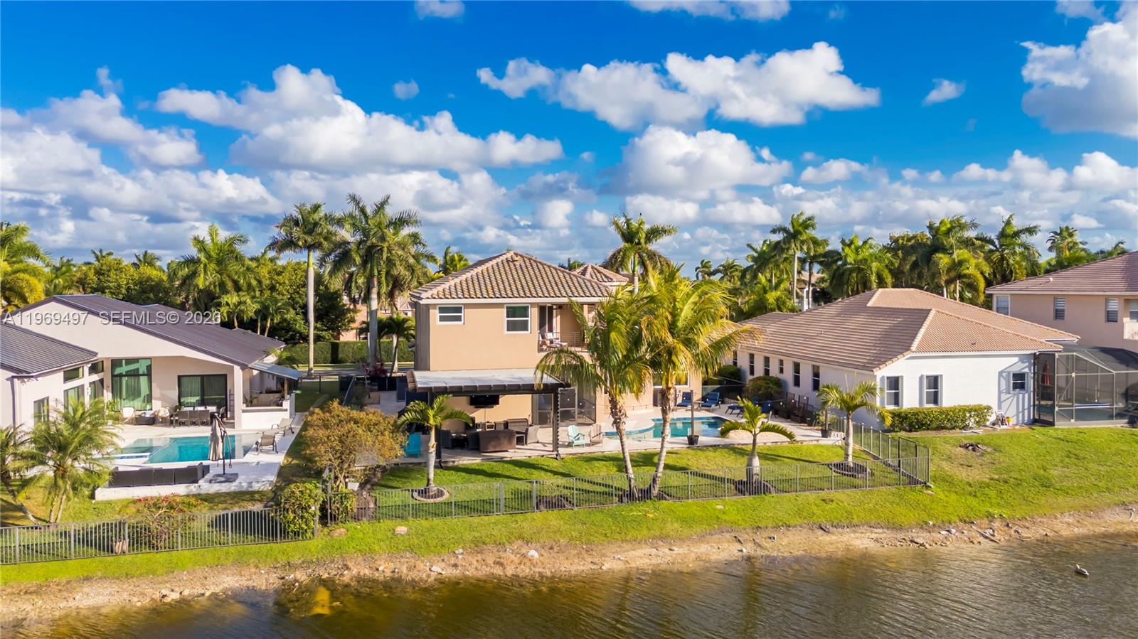 3240 SW 190th Ave, Miramar FL 33029