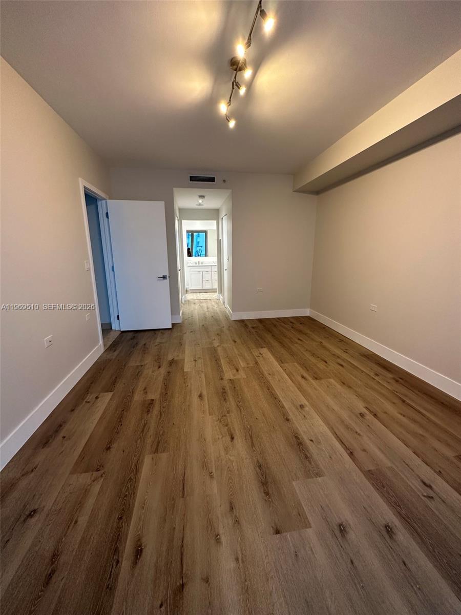 801 Brickell Key Blvd #809, Miami FL 33131
