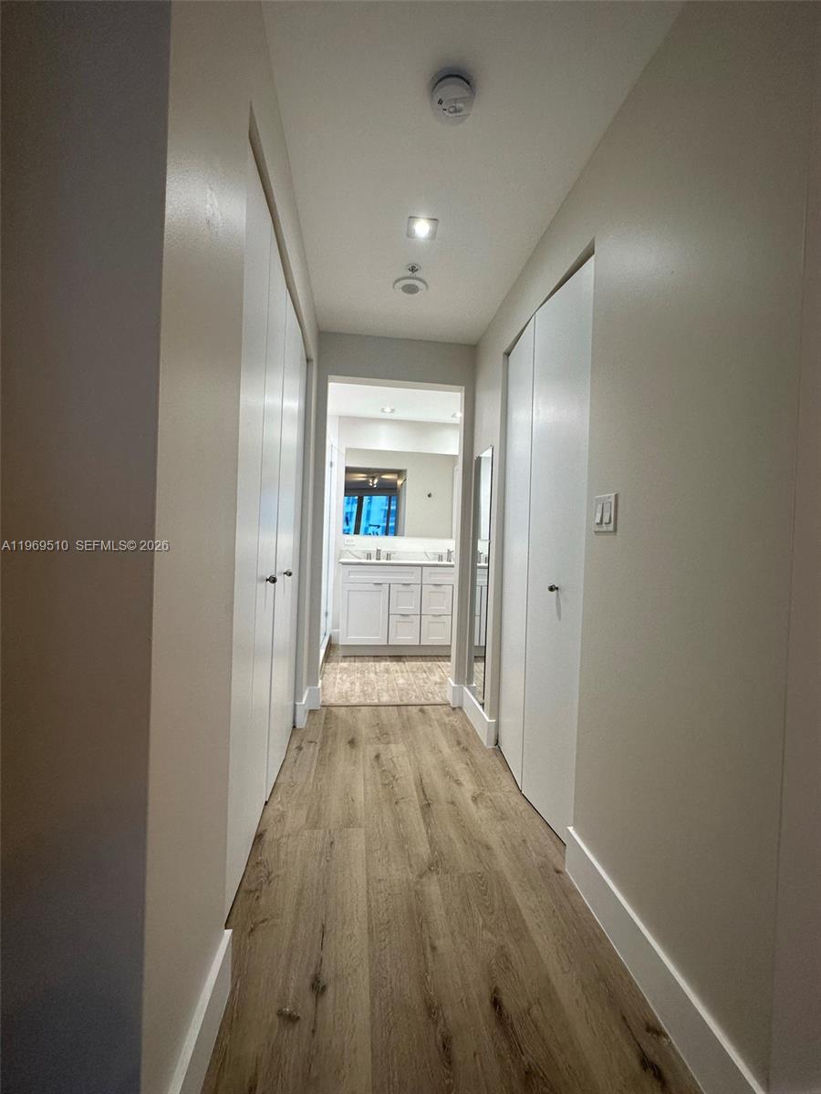 801 Brickell Key Blvd #809, Miami FL 33131