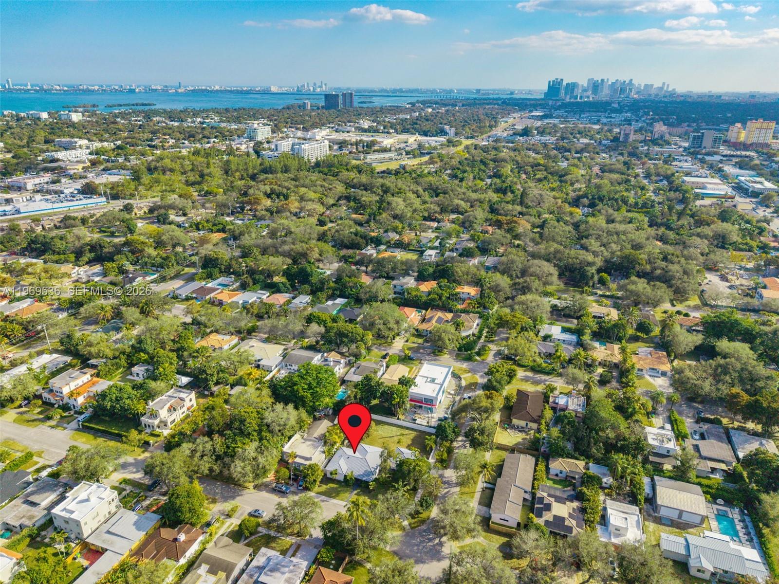 312 NE 90th St, El Portal FL 33138