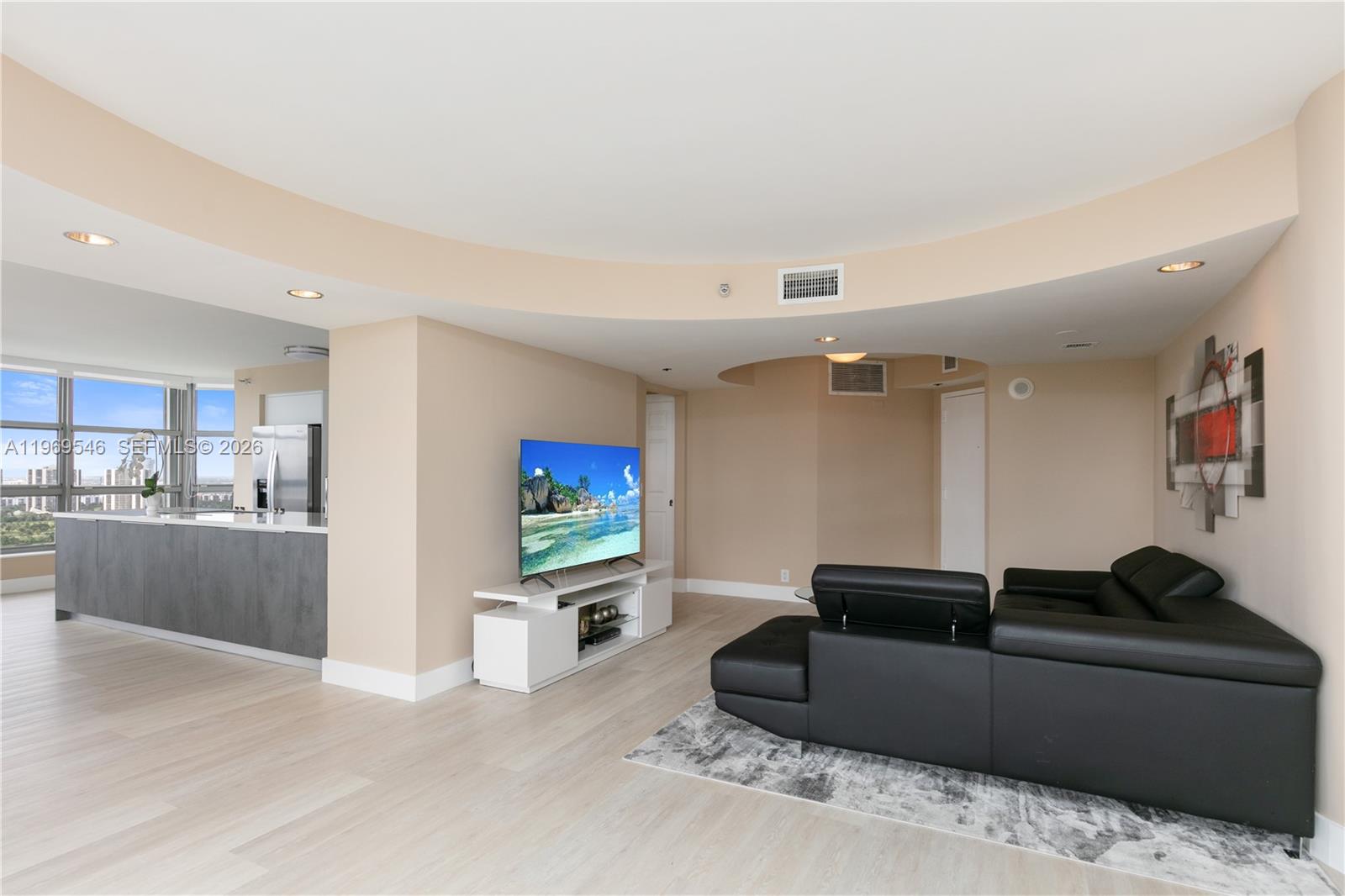 3500 Mystic Pointe Dr #2603, Aventura FL 33180