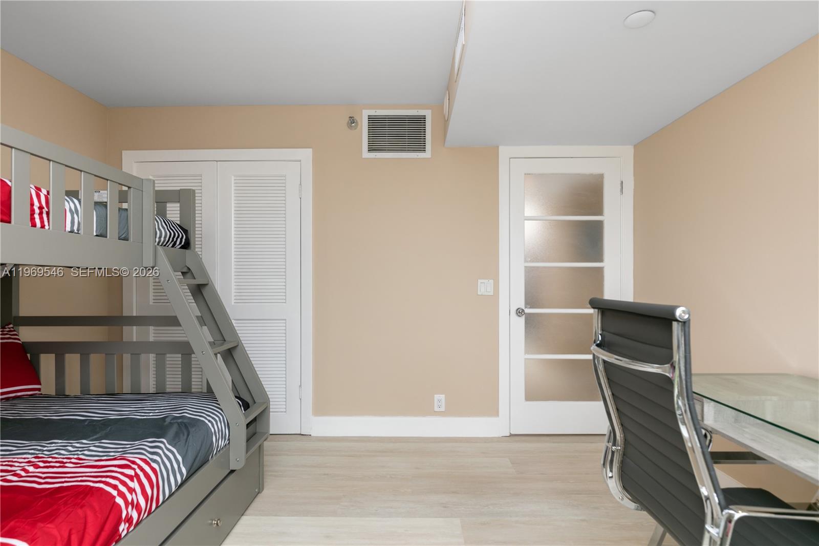 3500 Mystic Pointe Dr #2603, Aventura FL 33180