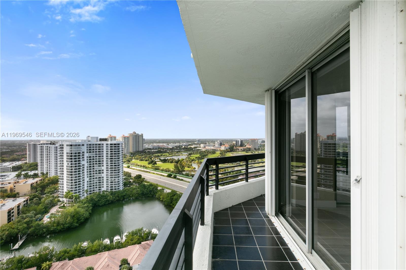 3500 Mystic Pointe Dr #2603, Aventura FL 33180