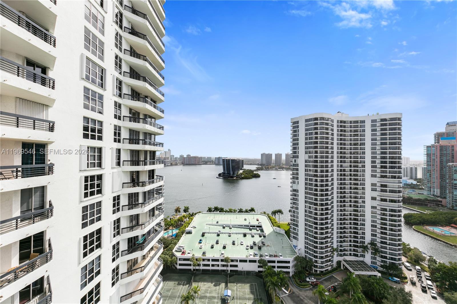 3500 Mystic Pointe Dr #2603, Aventura FL 33180