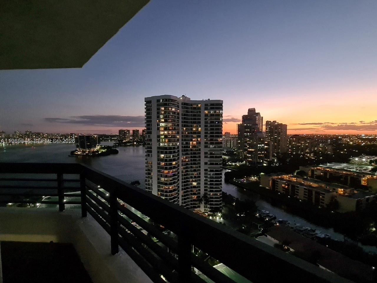 3500 Mystic Pointe Dr #2603, Aventura FL 33180
