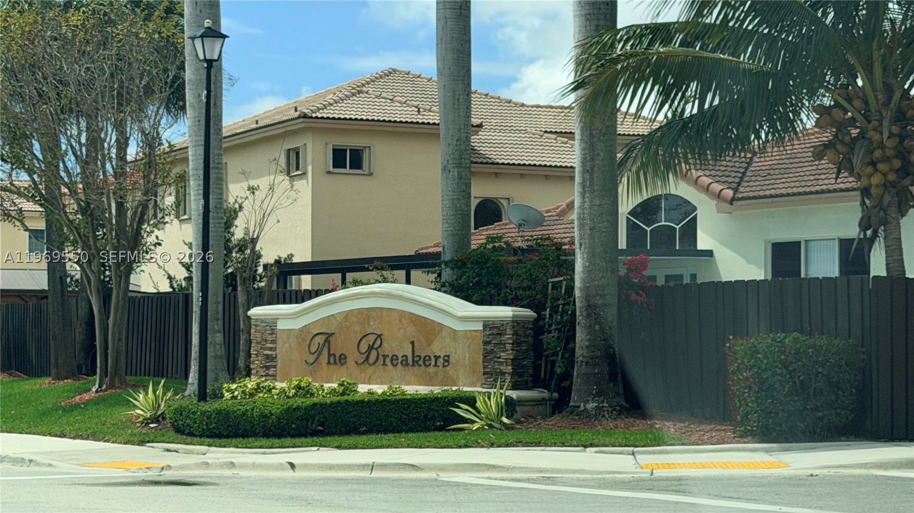9468 SW 221st Ln, Cutler Bay FL 33190