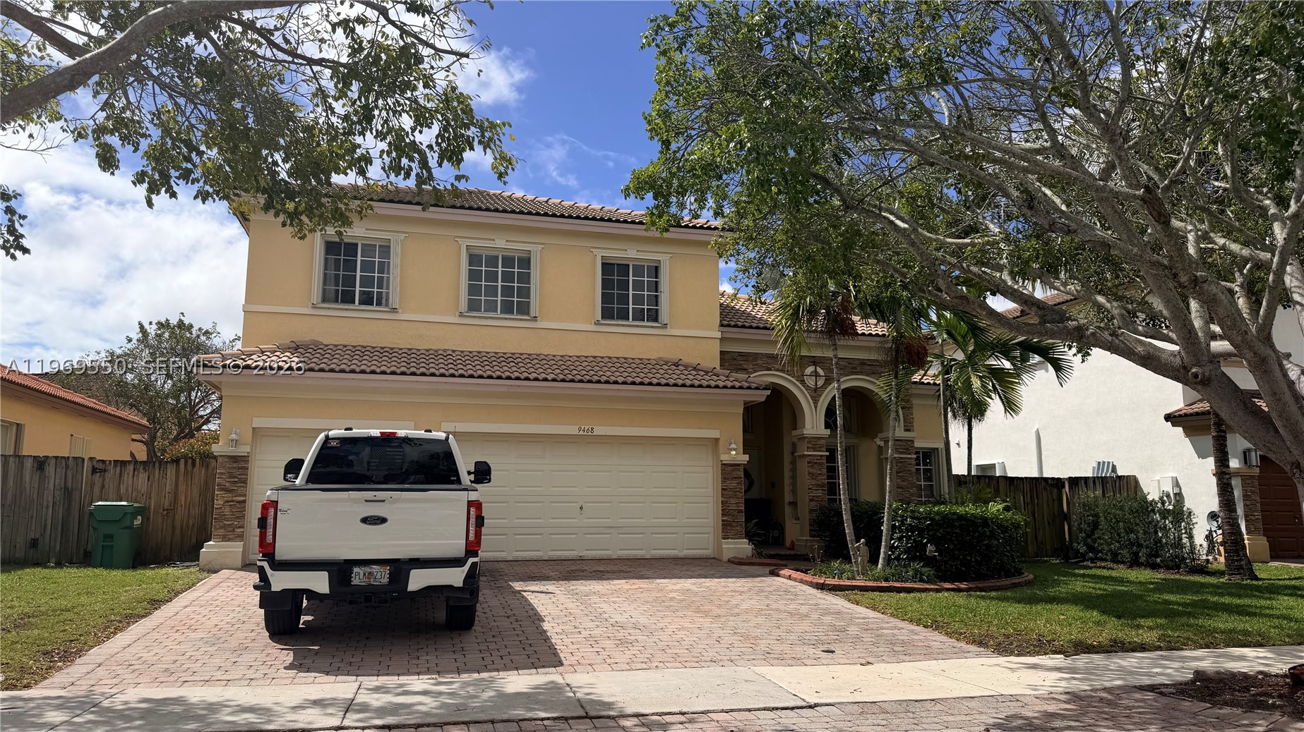 9468 SW 221st Ln, Cutler Bay FL 33190