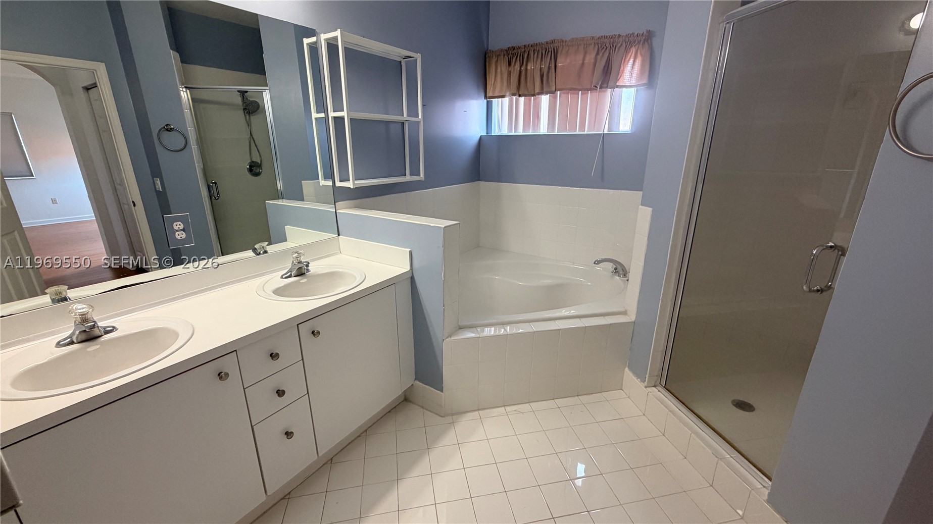 9468 SW 221st Ln, Cutler Bay FL 33190