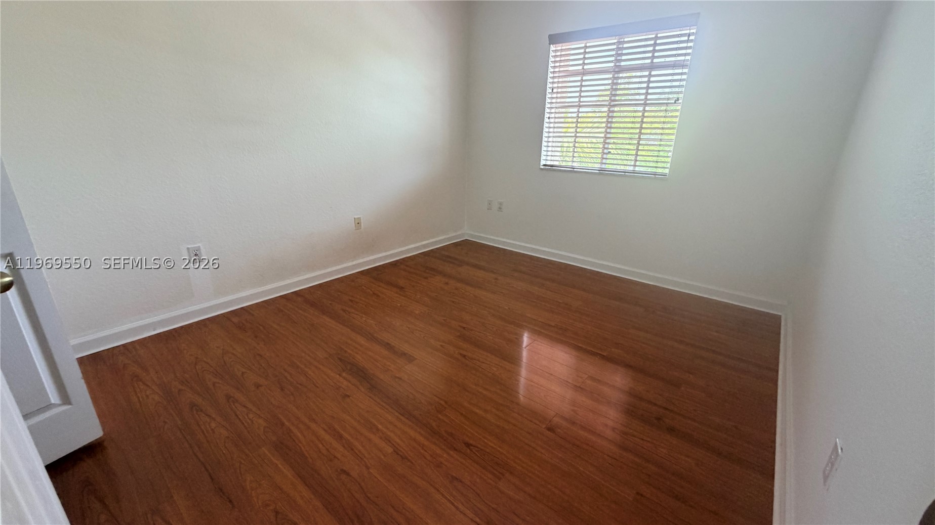 9468 SW 221st Ln, Cutler Bay FL 33190