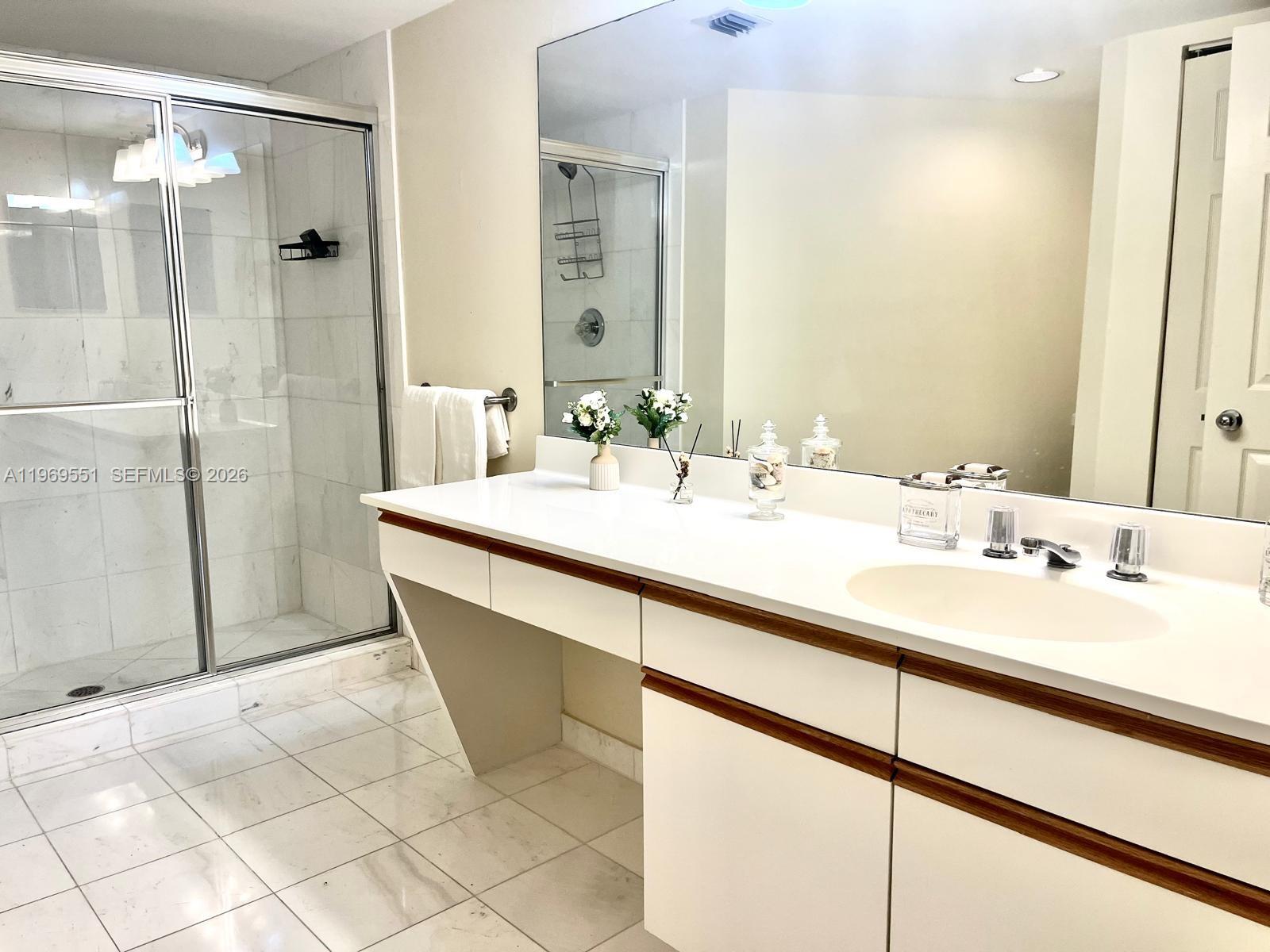 3530 Mystic Pointe Dr #2504, Aventura FL 33180
