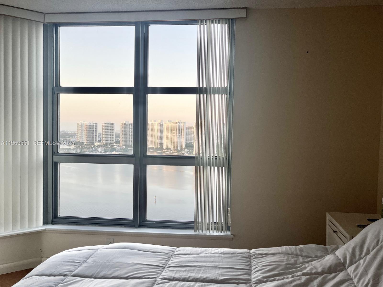 3530 Mystic Pointe Dr #2504, Aventura FL 33180