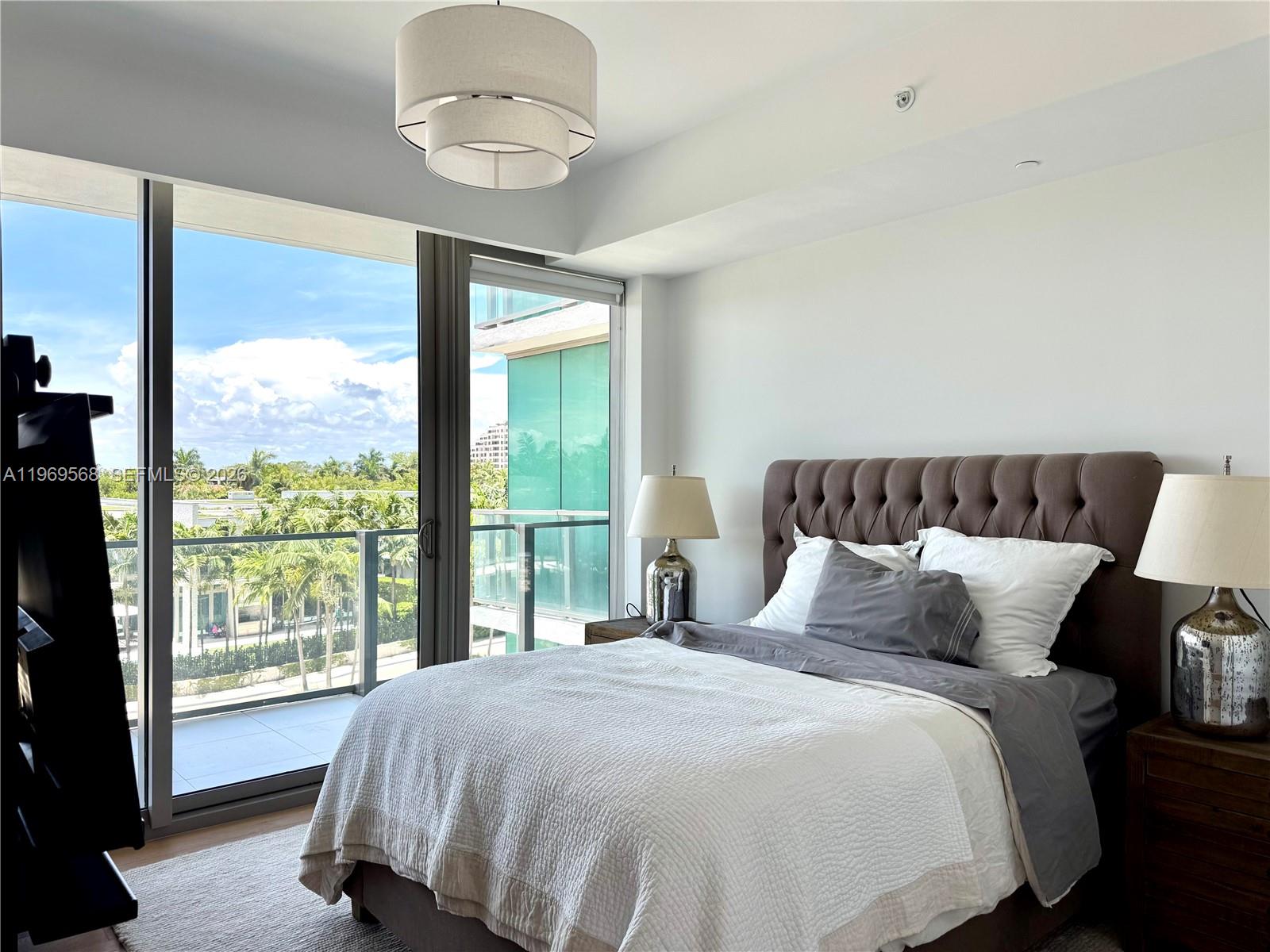 350 Ocean Dr #406N, Key Biscayne FL 33149