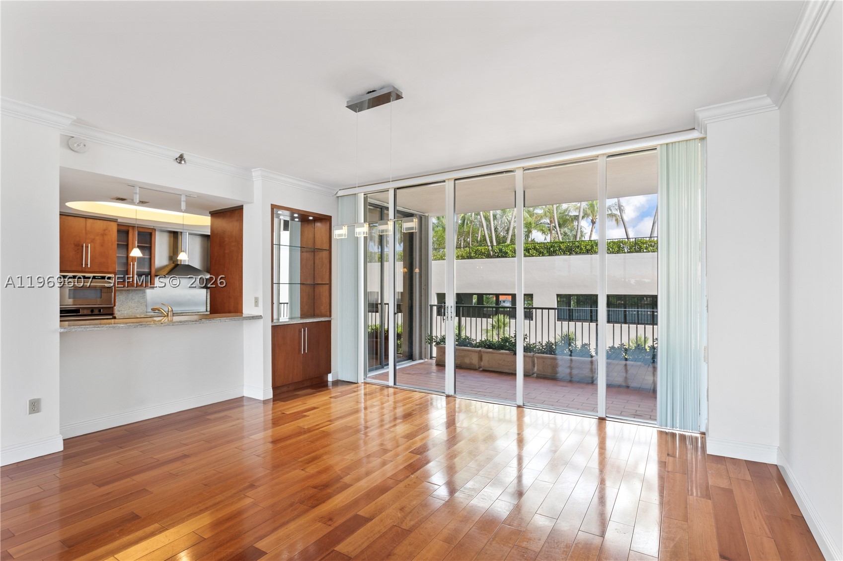 1000 Venetian Way #301, Miami FL 33139