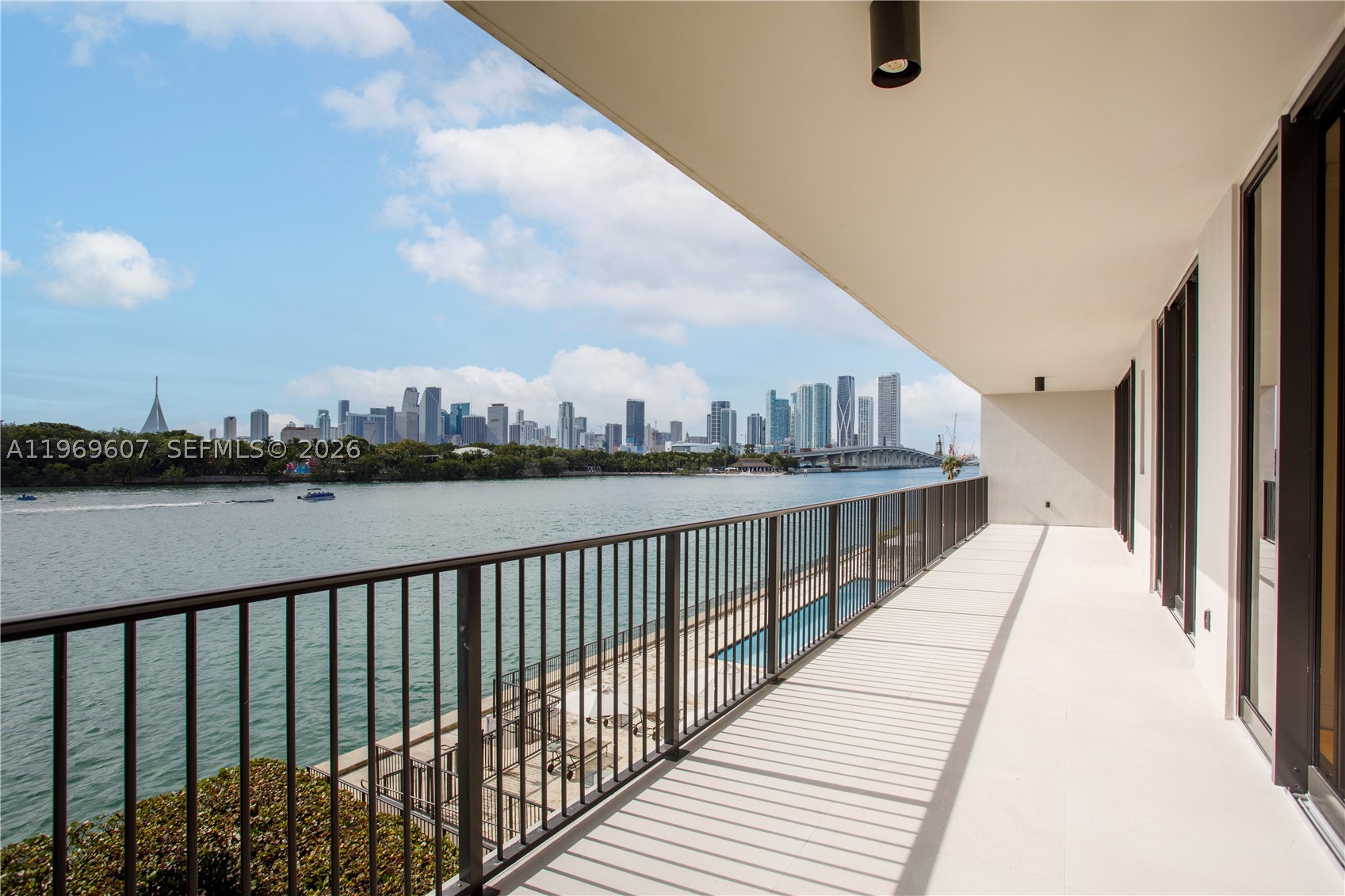 1000 Venetian Way #301, Miami FL 33139