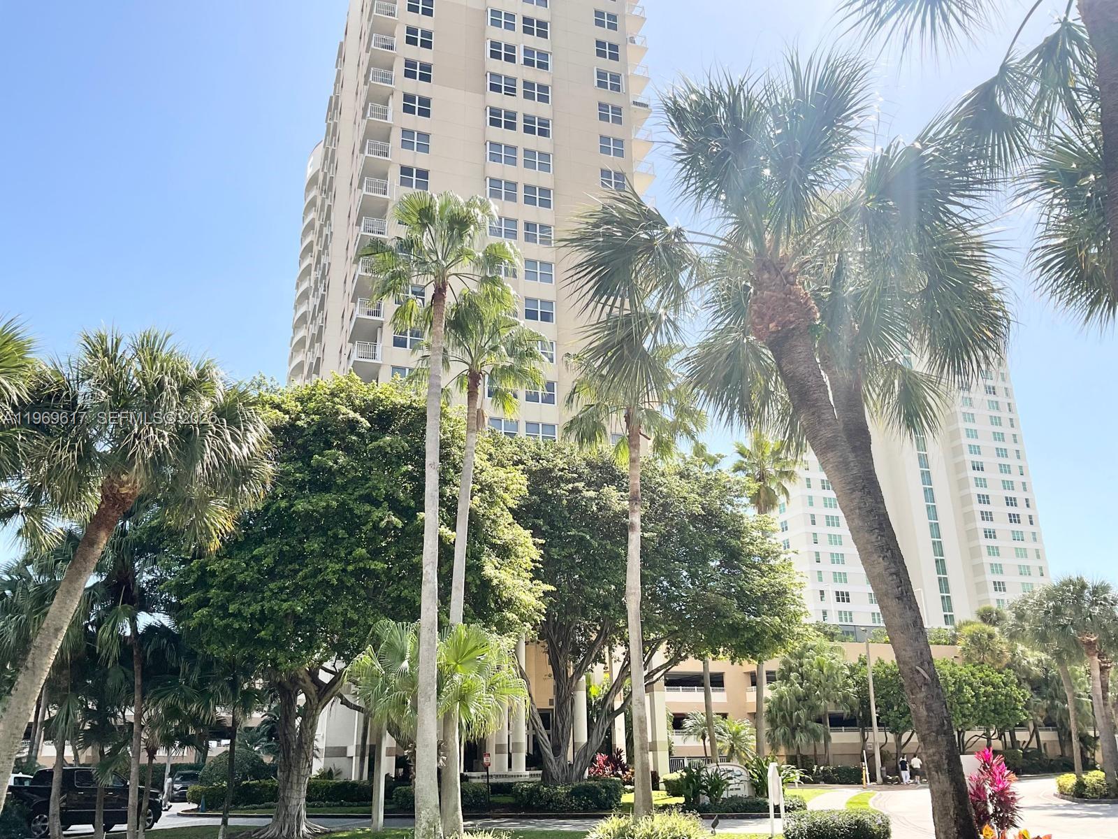 770 Claughton Island Dr #704, Miami FL 33131