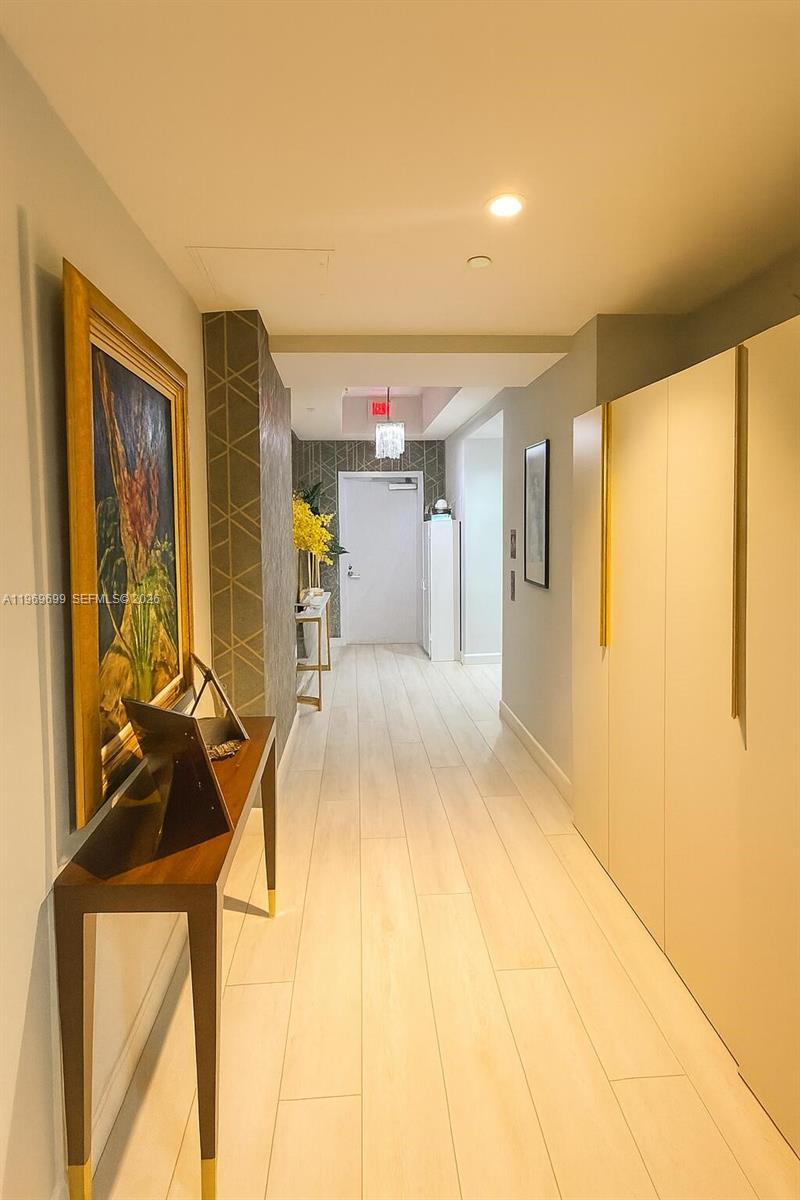 851 NE 1st Ave #2212, Miami FL 33132