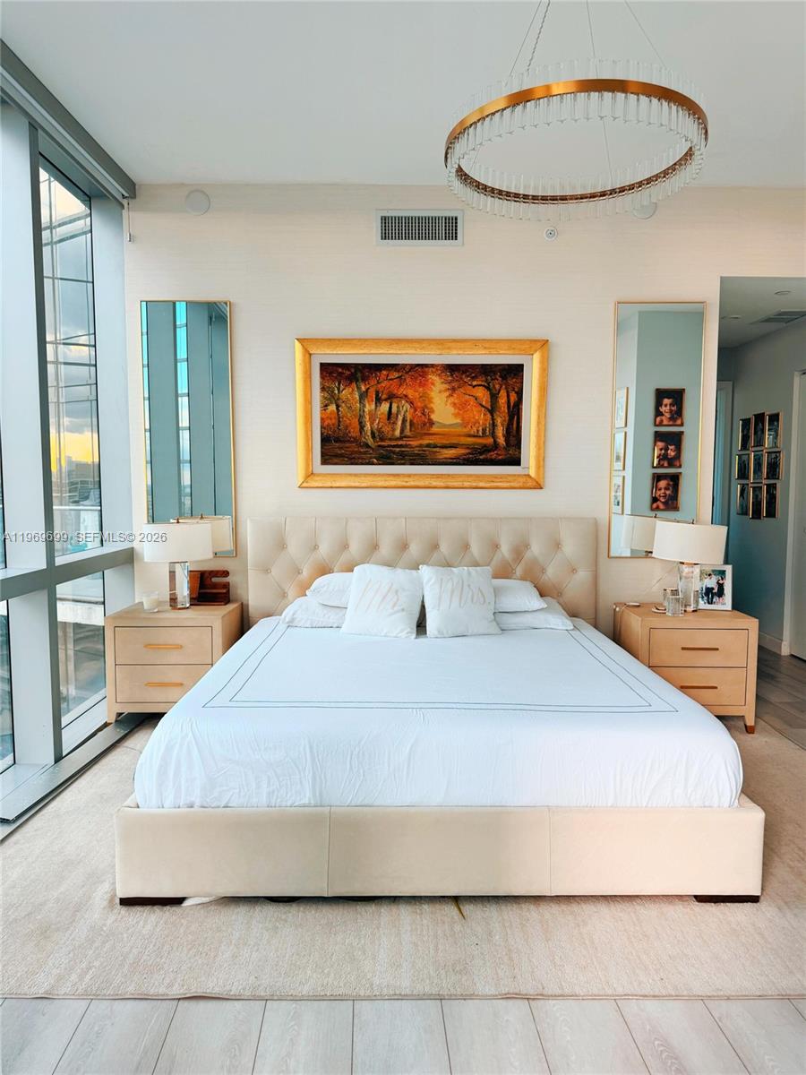 851 NE 1st Ave #2212, Miami FL 33132