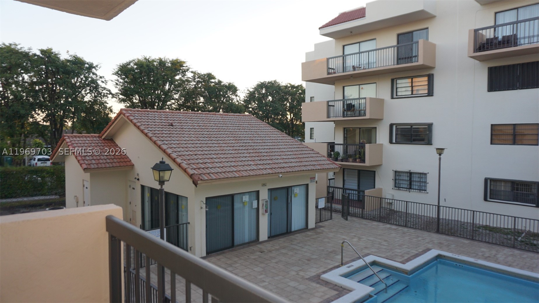 995 SW 84th Ave #218, Miami FL 33144