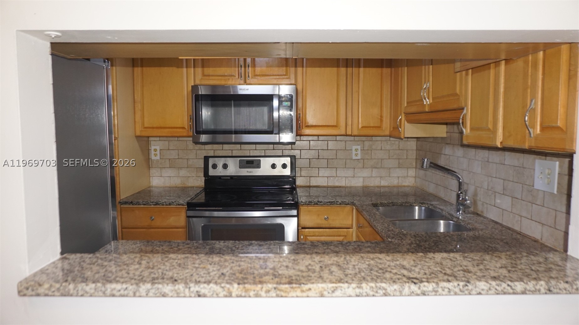 995 SW 84th Ave #218, Miami FL 33144