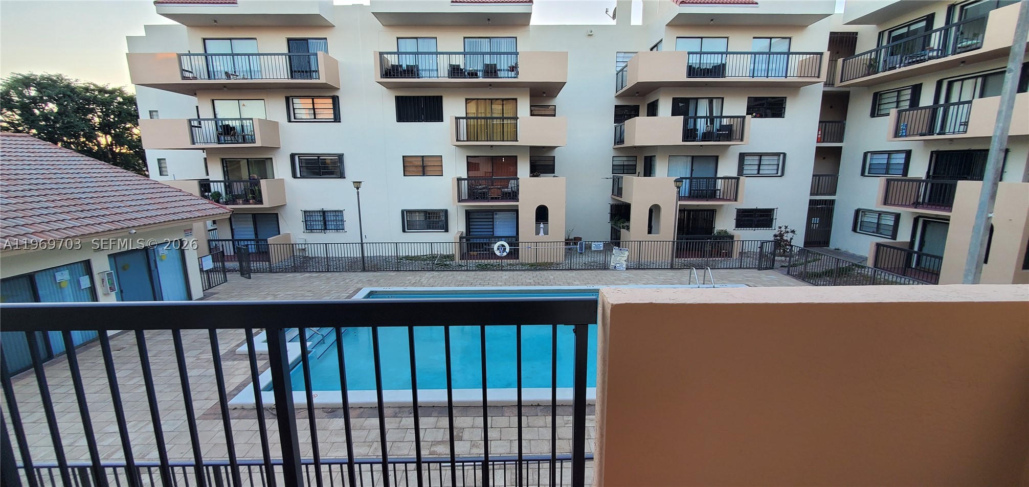 995 SW 84th Ave #218, Miami FL 33144