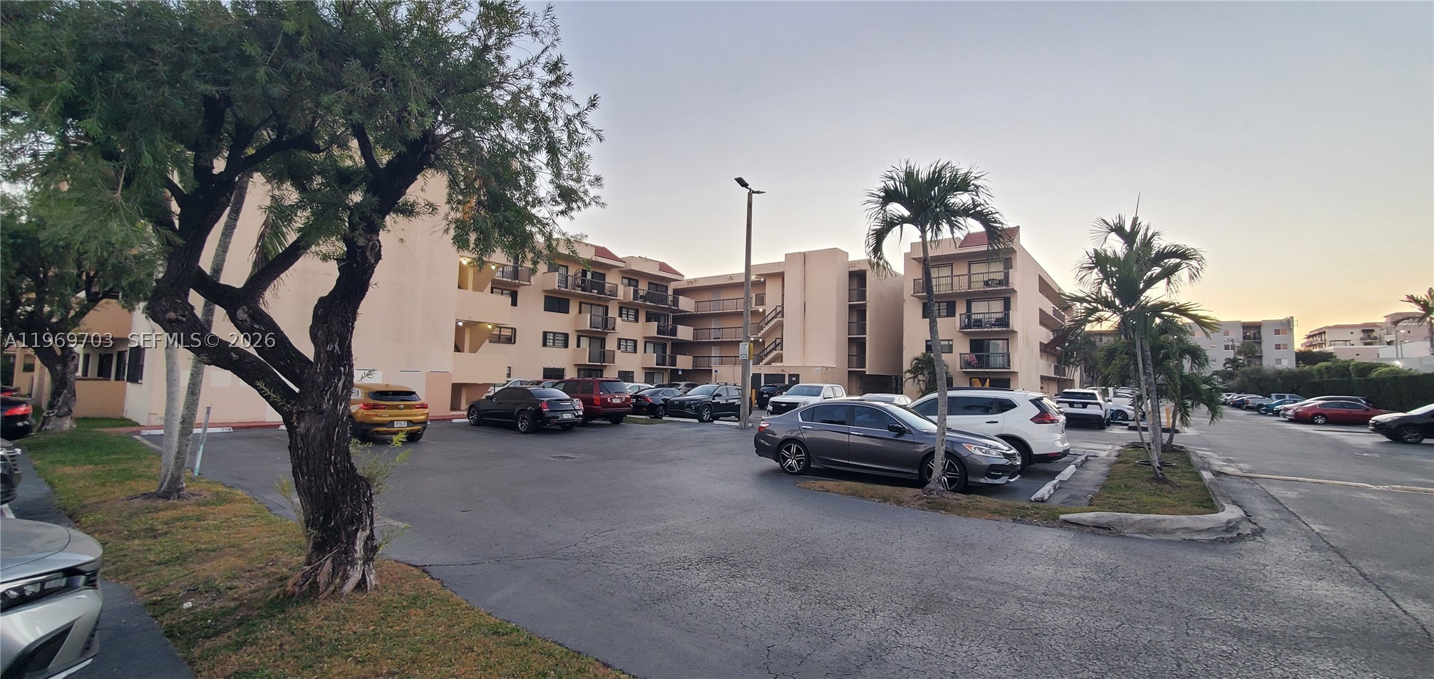 995 SW 84th Ave #218, Miami FL 33144