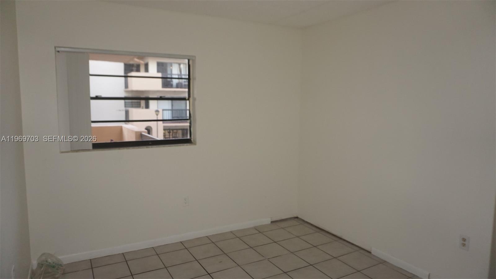 995 SW 84th Ave #218, Miami FL 33144
